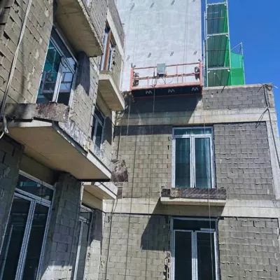 WE DO-ს კიდული ლულკა IDEA Melikishvili-ს ფასადზე, თბილისი